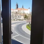Hostel Old Town Bridge