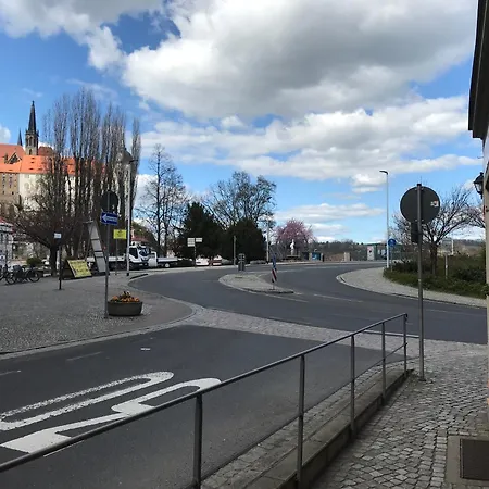 Hostel Old Town Bridge
